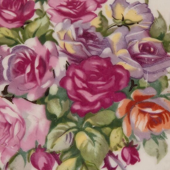 Vintage Regus Norcrest Japan Ceramic Collector Plate with floral design and gold - Picture 4 of 4